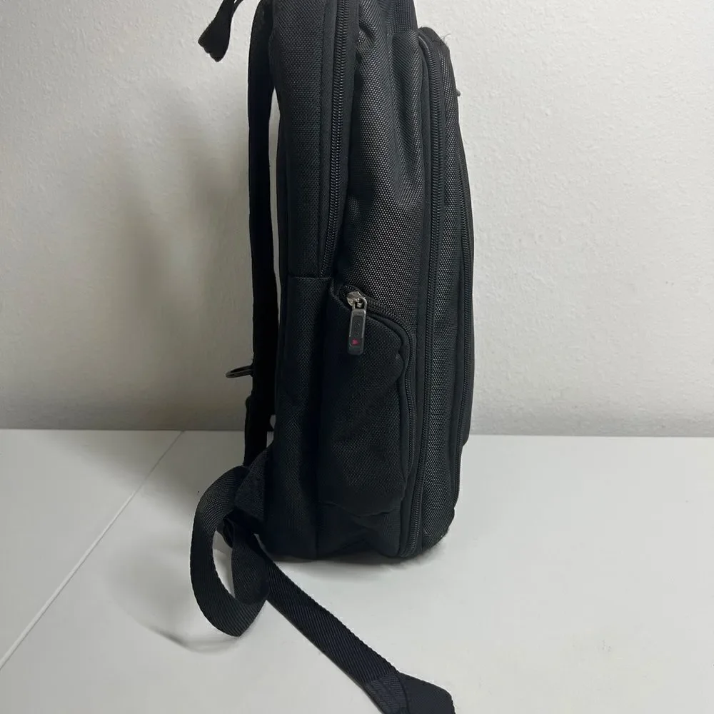 Solo Metropolitan 17